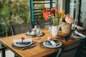 Magnificent 3 Bedroom Penthouse with Rooftop Pool