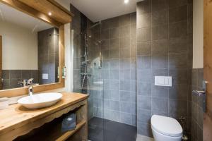 Chalets Chalet familial La Griotte avec piscine : photos des chambres