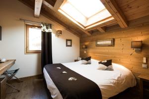 Chalets Chalet familial La Griotte avec piscine : photos des chambres