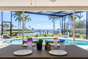 Amazing Water View with heated salt water pool - Villa Riverside - Roelens Vacations