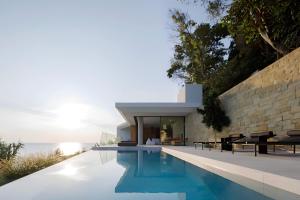 Opsis villas, A beachfront & architectural retreat