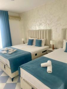 Triple Room with Sea View room in Apartments & Rooms Elite
