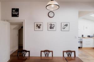 Serenity and style in Sandy Bay