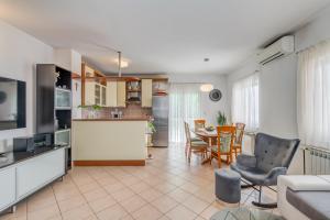 Apartment Krilo Jesenice