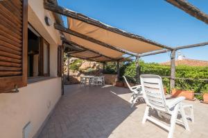 Discesa a Mare-Villa Esclusiva Vista Caprera