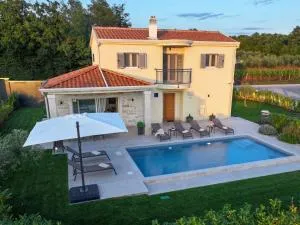 Vila Lavanda Muntrilj - Muntrilj