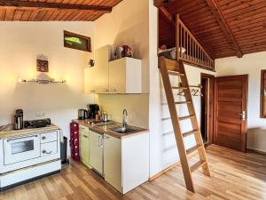 Holiday Home Häuschen am Waldrand by Interhome