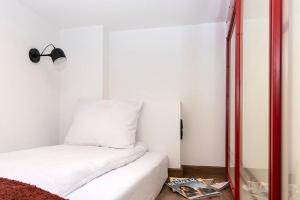 Budget Apartment Gliwice 1min from Main Square
