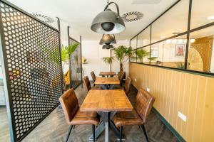 For Students Only Brewers Court in Edinburgh