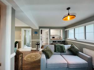 Mossley Hill Retreat