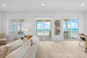 Beach House - Reel Em Inn by Panhandle Getaways