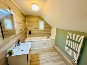 Maisons de vacances Maison Le M - Disneyland Parking : photos des chambres