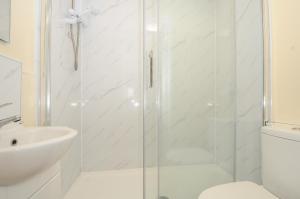 Chalet 32 at Landscove Holiday Park