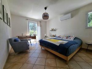 Villas Villa Garrigo-L-instant Provence-4ch piscine clim : photos des chambres