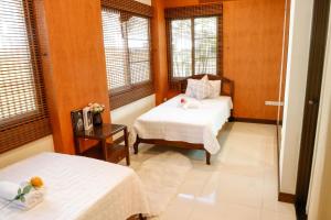 November T Pool Villa 2