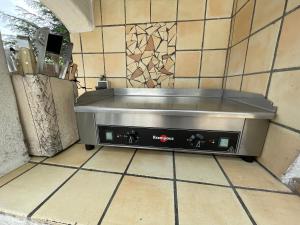 Villas Villa provencale Golfe St Tropez climatisee piscine chauffee, Spa, billard, Wifi haut debit pro : photos des chambres