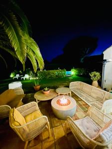 Villas Villa provencale Golfe St Tropez climatisee piscine chauffee, Spa, billard, Wifi haut debit pro : photos des chambres