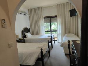 Triple Room room in Hotel Mira Serra