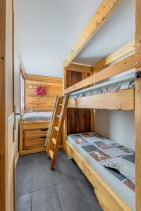 Grand Chalet Standing Avec Jacuzzi à Chamrousse ski 1750