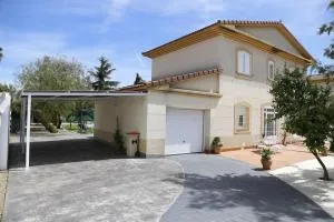 Alojamiento Turístico Esmeralda - Aldea Moret