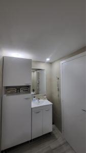 Serenity Sea View Apartment