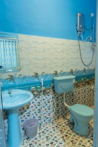 Bliss Loft - Airport Villa Rooms with Shuttle Service