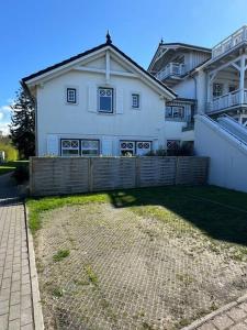 2,5 Zimmer Ferienwohnung Fehmarn mit eigenem Parkplatz