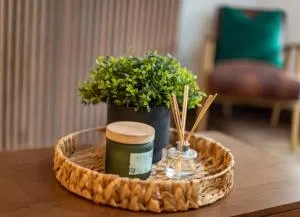 Royal Retreat & Lego Lodge with free parking! - 温莎