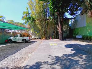 Suites Galván centro Colima, alberca, Wifi, parking