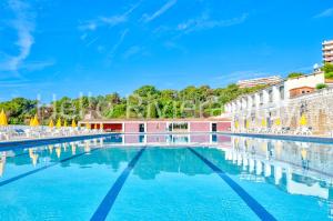 Appartements Spacieux appartement vue mer et montagne : photos des chambres