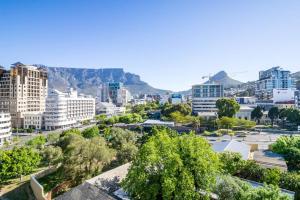 Trendy Loft Apartment near the Waterfront and CBD