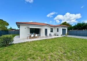 Maisons de vacances Moderne entre lac et ocean : photos des chambres