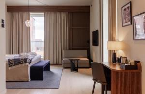 Deluxe Double Room room in Clarion Collection Hotel Tapetfabriken