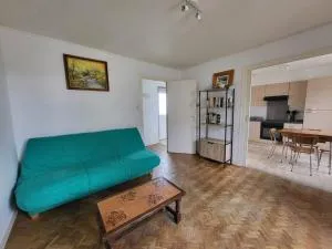 La libellule Pelaude Appartement 4-6 personnes avec terrasse - Tarnac
