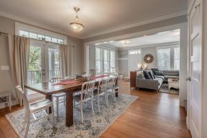 Oceans Five by Seabrook Hospitality