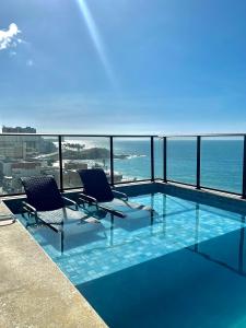 LINDO FLAT NO FAROL DA BARRA