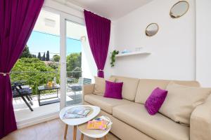 GOLDEN ROSE - walking distance 1 km from old town