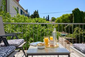 GOLDEN ROSE - walking distance 1 km from old town