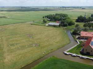 Villa in Leons with Frisian Charm