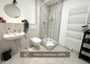 Special Apartment - stadtnah, Balkon, Parkplatz, E-Ladestation, Gitterbox für Fahrräder, Fitnessstudio