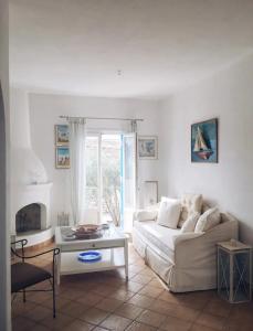 Cycladic Elegant Apartment
