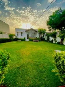 Solanki farms & Pool Villa garden fully private - Nawai