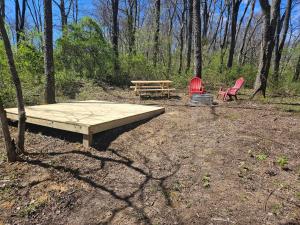 Sycamore Ridge Campsite at Hocking Vacations - Tent Not Included