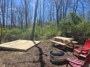 Sycamore Ridge Campsite at Hocking Vacations - Tent Not Included