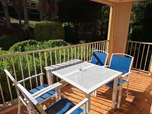 Sanary sur Mer - Spacieux T2 40m2 piscine et plages à pied