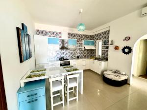 Blue Deluxe Apartment Saranda