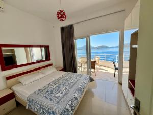 Blue Deluxe Apartment Saranda