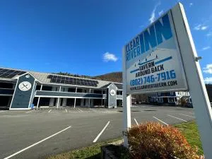 Clear River Inn and Tavern - Chittenden