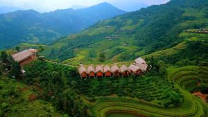 Hill home Hoang Su Phi