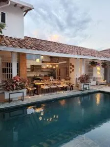 Hermosa casa en Cauca Viejo - 拉平塔达